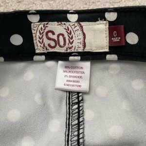 Polka dots skin tight pants